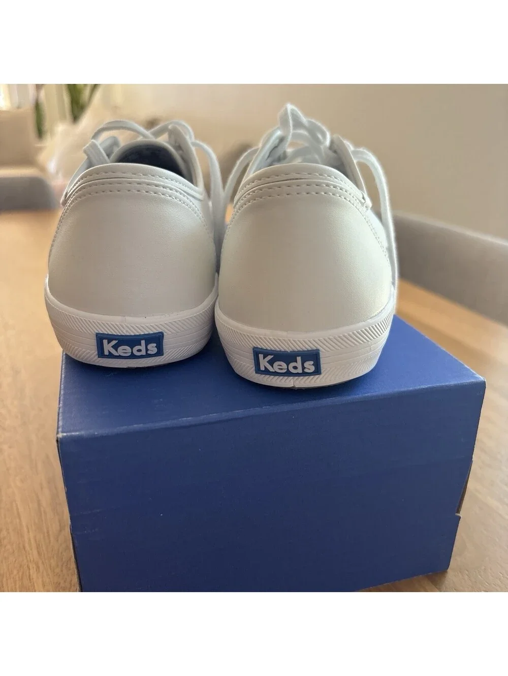 Keds Kids Kickstart Core Lace Up White Leather NEW Size 6M EU38 Fits A 7.5 Women